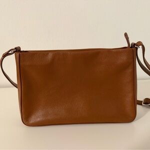Chic Tan Leather Crossbody Bag